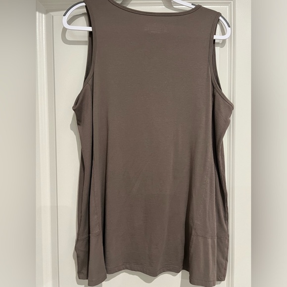 Tank Top - Picture 2 of 3